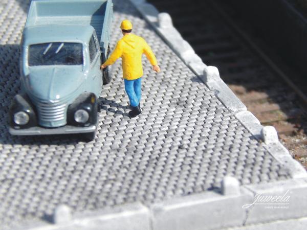 Juweela, Bahnsteig Ladestrassenkante, Spur TT, 21285 - 21286, Made in Germany