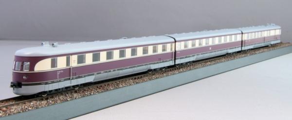 KRES Modelle 1372 - 1372D - 1372DS, Spur TT, VT 137 273, Epoche III der DR, 3-teilig, Bauart “Köln“