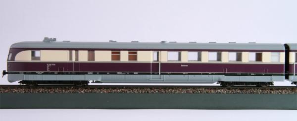 KRES Modelle 1372 - 1372D - 1372DS, Spur TT, VT 137 273, Epoche III der DR, 3-teilig, Bauart “Köln“