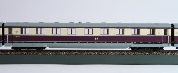 KRES Modelle 1372 - 1372D - 1372DS, Spur TT, VT 137 273, Epoche III der DR, 3-teilig, Bauart “Köln“